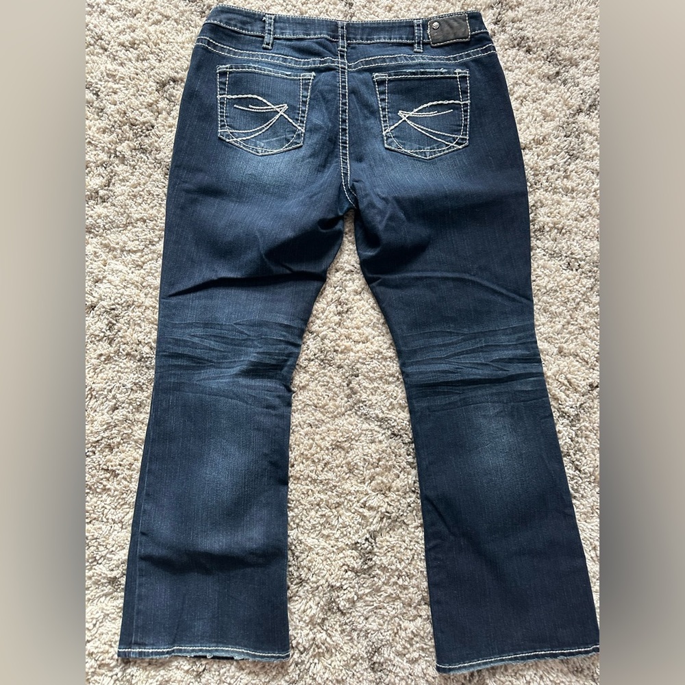 Silver Jeans Akko Bootcut View 3
